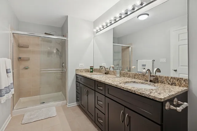 $450,000 | 400 West Ontario Street, Unit 513, Chicago, IL 60654