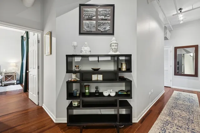 $450,000 | 400 West Ontario Street, Unit 513, Chicago, IL 60654