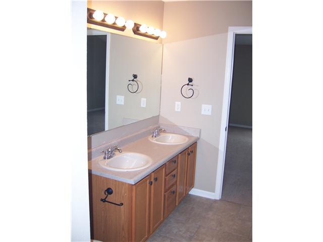 1606 Witt Road Lebanon, IN 46052 - Photo 8 of 10 Gallery Image 8