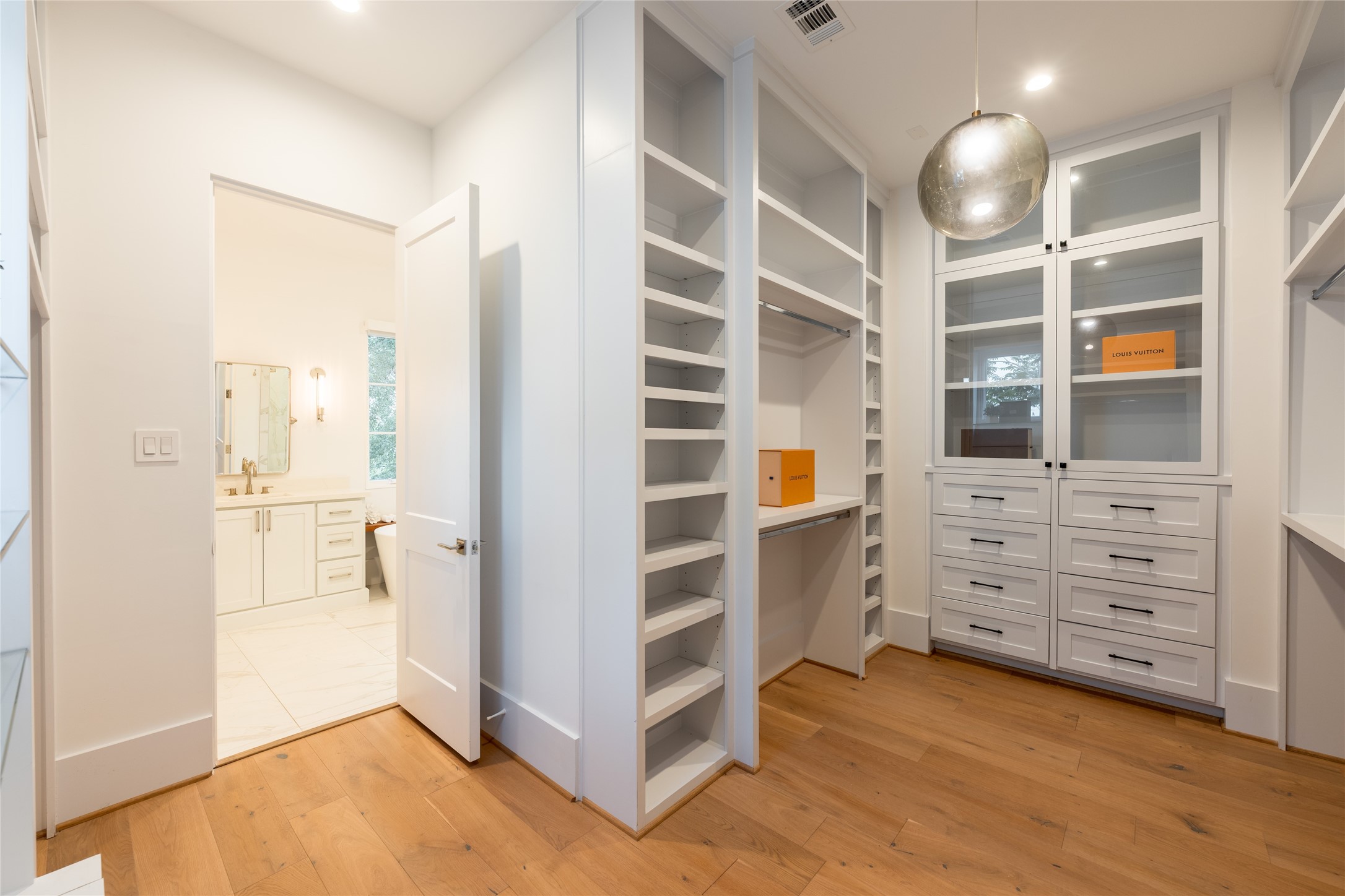 2817 Albans Road Houston, TX 77005 - Photo 36 of 49