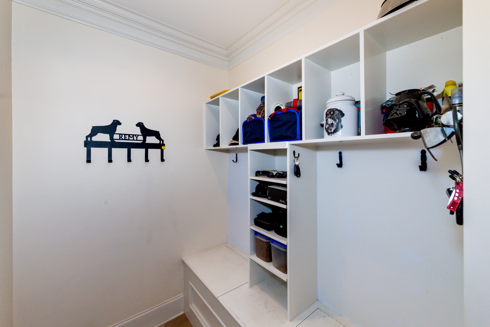 1340 Persimmon Road Loudon, TN 37774 - Photo 26 of 39 a view of entryway with workspace