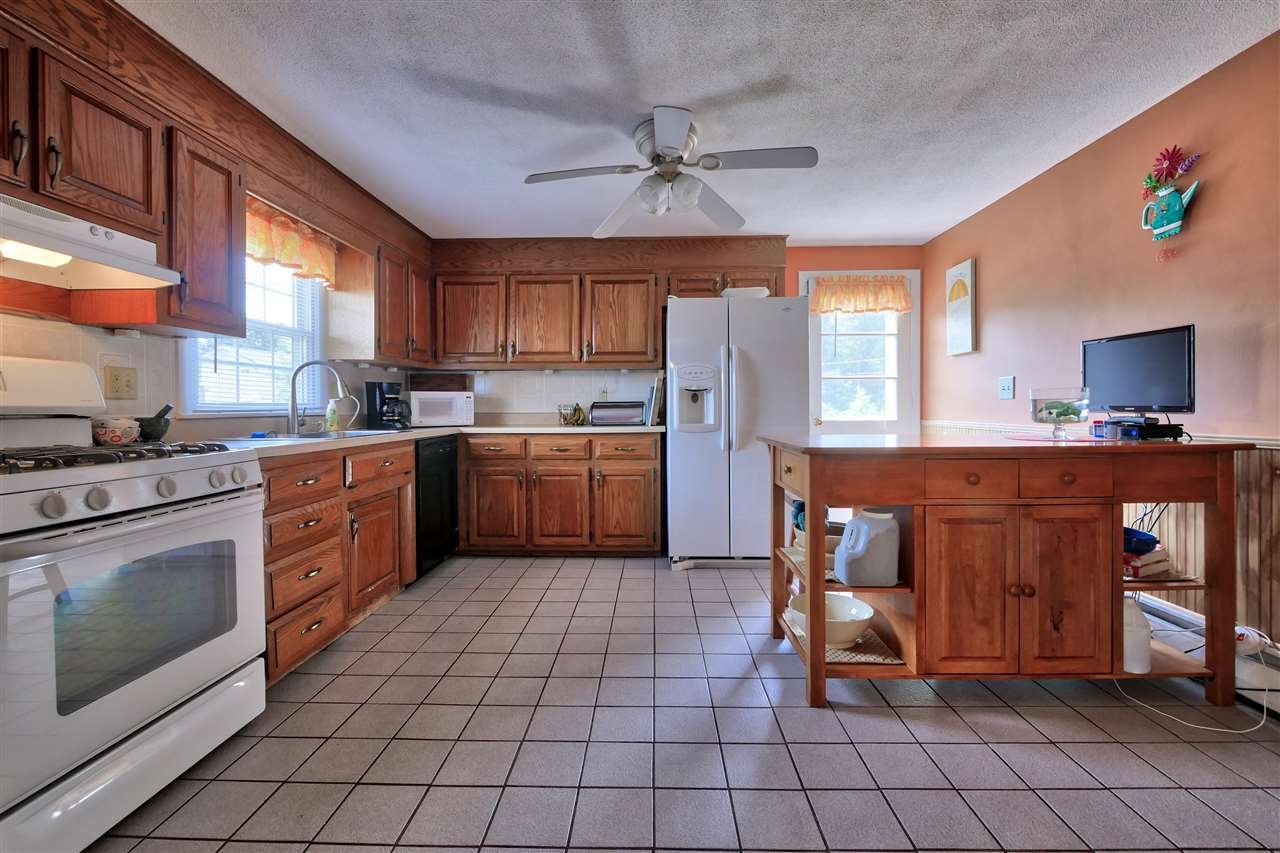 40 Dunloggin Road Nashua, NH 03063 - Photo 23 of 35 Gallery Image 23