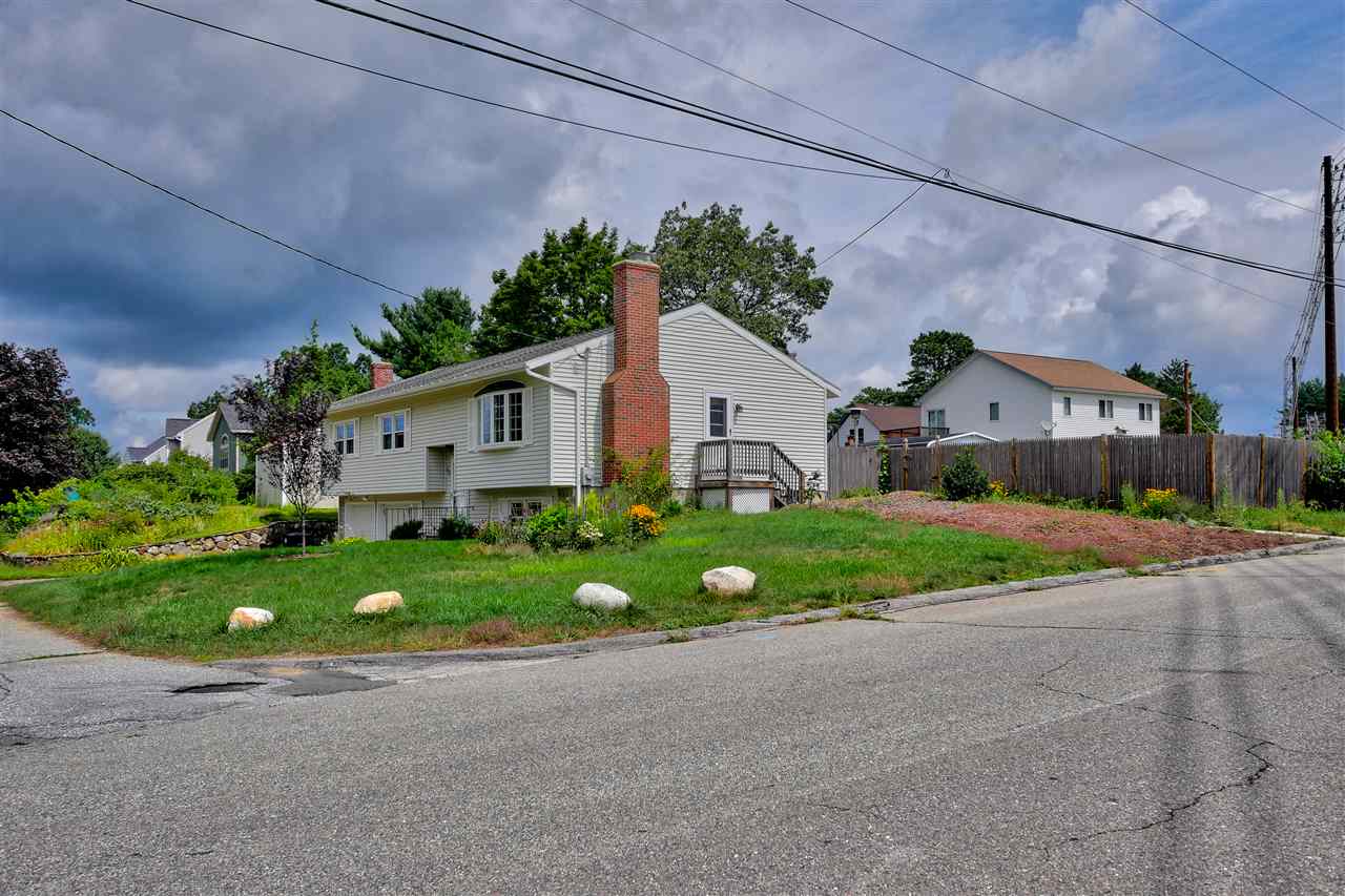 40 Dunloggin Road Nashua, NH 03063 - Photo 4 of 35 Gallery Image 4