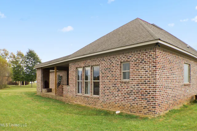 $449,000 | 1030 Greenbriar Lane, McComb, MS 39648