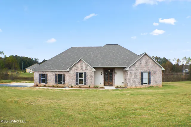 $449,000 | 1030 Greenbriar Lane, McComb, MS 39648