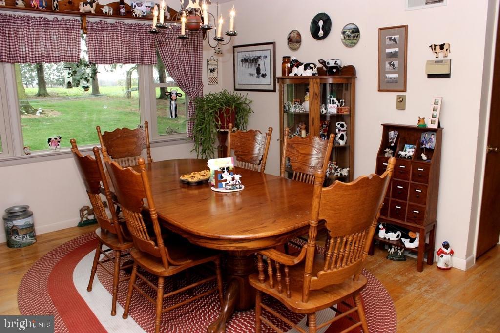 825 Newport Road Manheim, PA 17545 - Photo 9 of 19 Gallery Image 9
