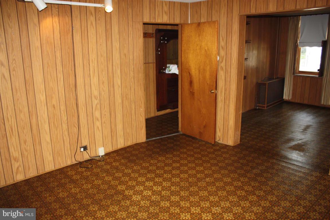 664 St Joseph Street Lancaster, PA 17603 - Photo 5 of 17 Gallery Image 5
