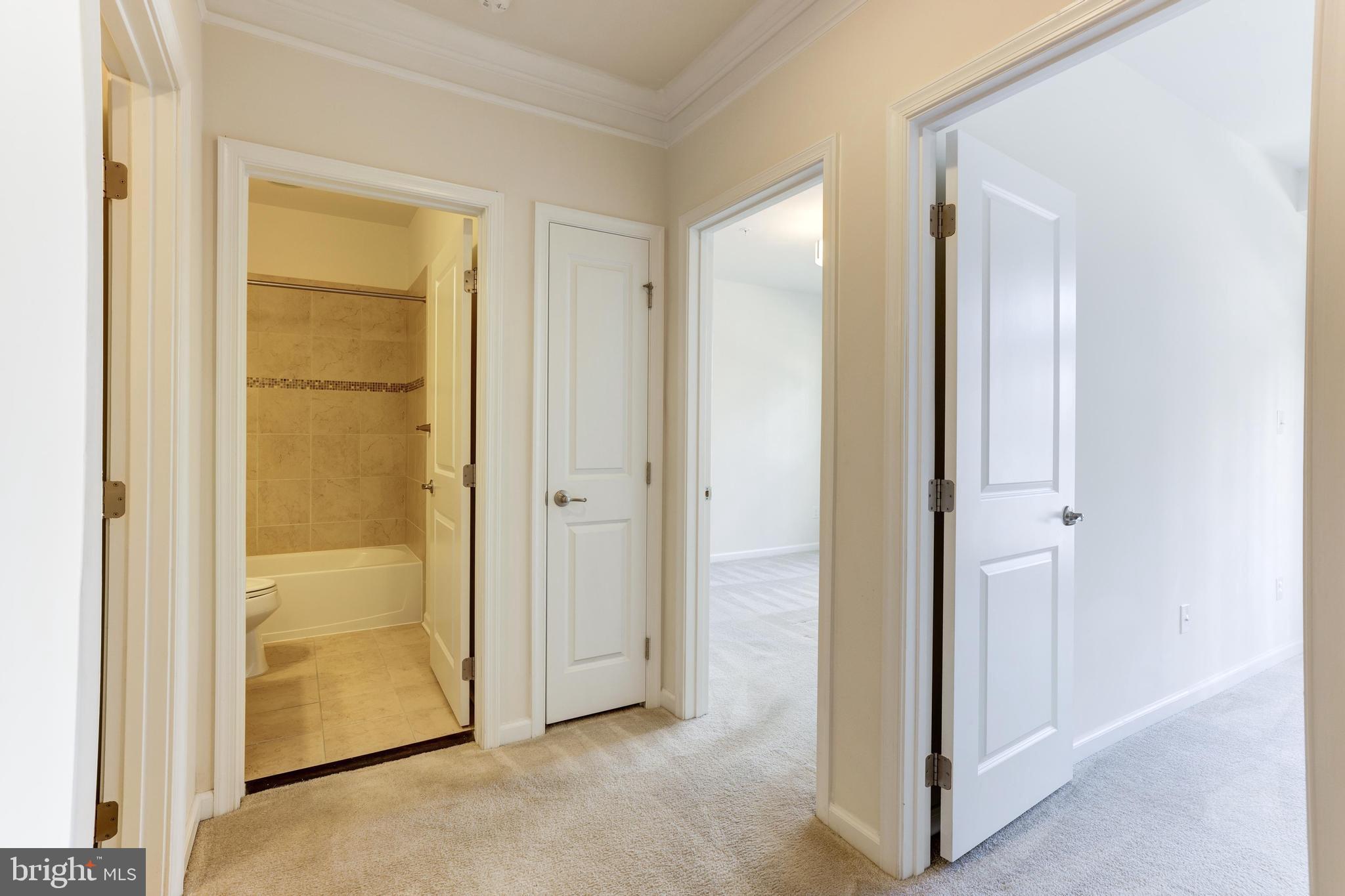 13643 Air And Parkway, Unit MUSEUM 9L Herndon, VA 20171 - Photo 26 of 45 a view of small space