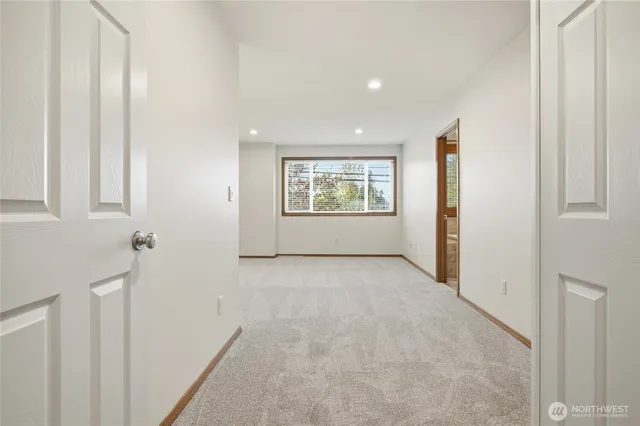 $799,000 | 14019 52nd Avenue West, Unit B, Edmonds, WA 98026