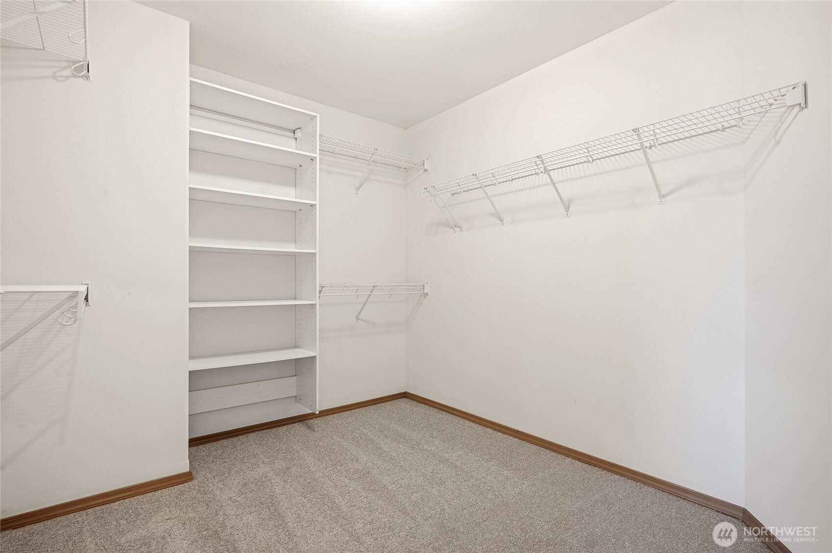14019 52nd Avenue West, Unit B Edmonds, WA 98026 - Photo 27 of 38 a view of an empty walk in closet