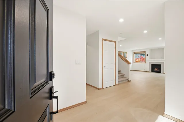 $799,000 | 14019 52nd Avenue West, Unit B, Edmonds, WA 98026