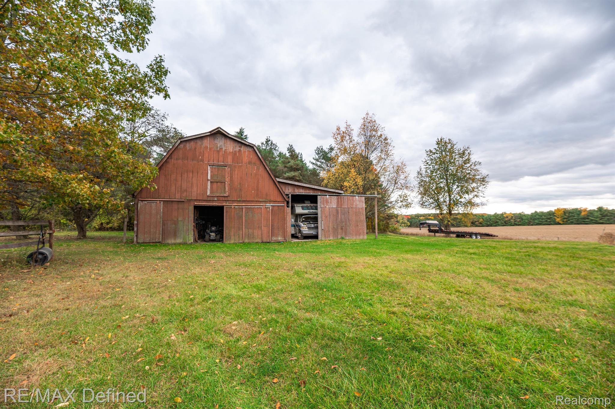 1375 Indian Road Lapeer, MI 48446 - Photo 8 of 60 Gallery Image 8