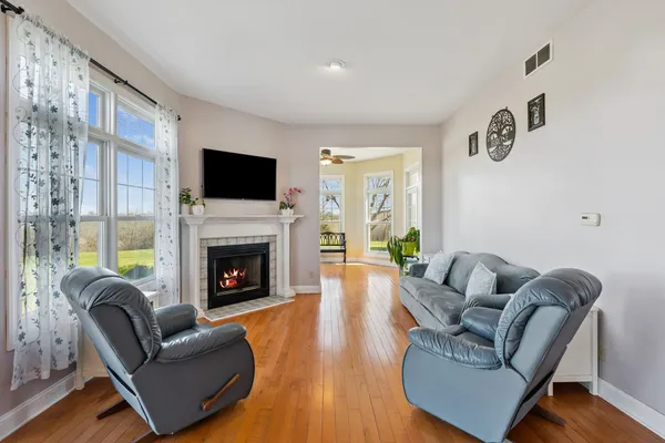 $629,900 | 3203 148th Avenue, Milan, IL 61264