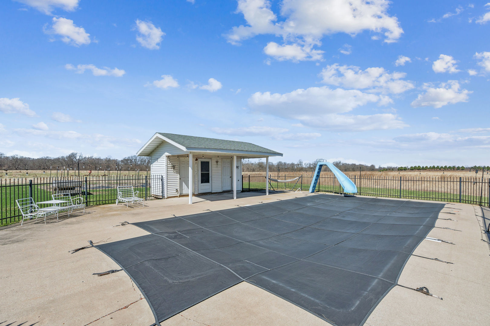 3203 148th Avenue Milan, IL 61264 - Photo 43 of 65 a view of a house with a yard