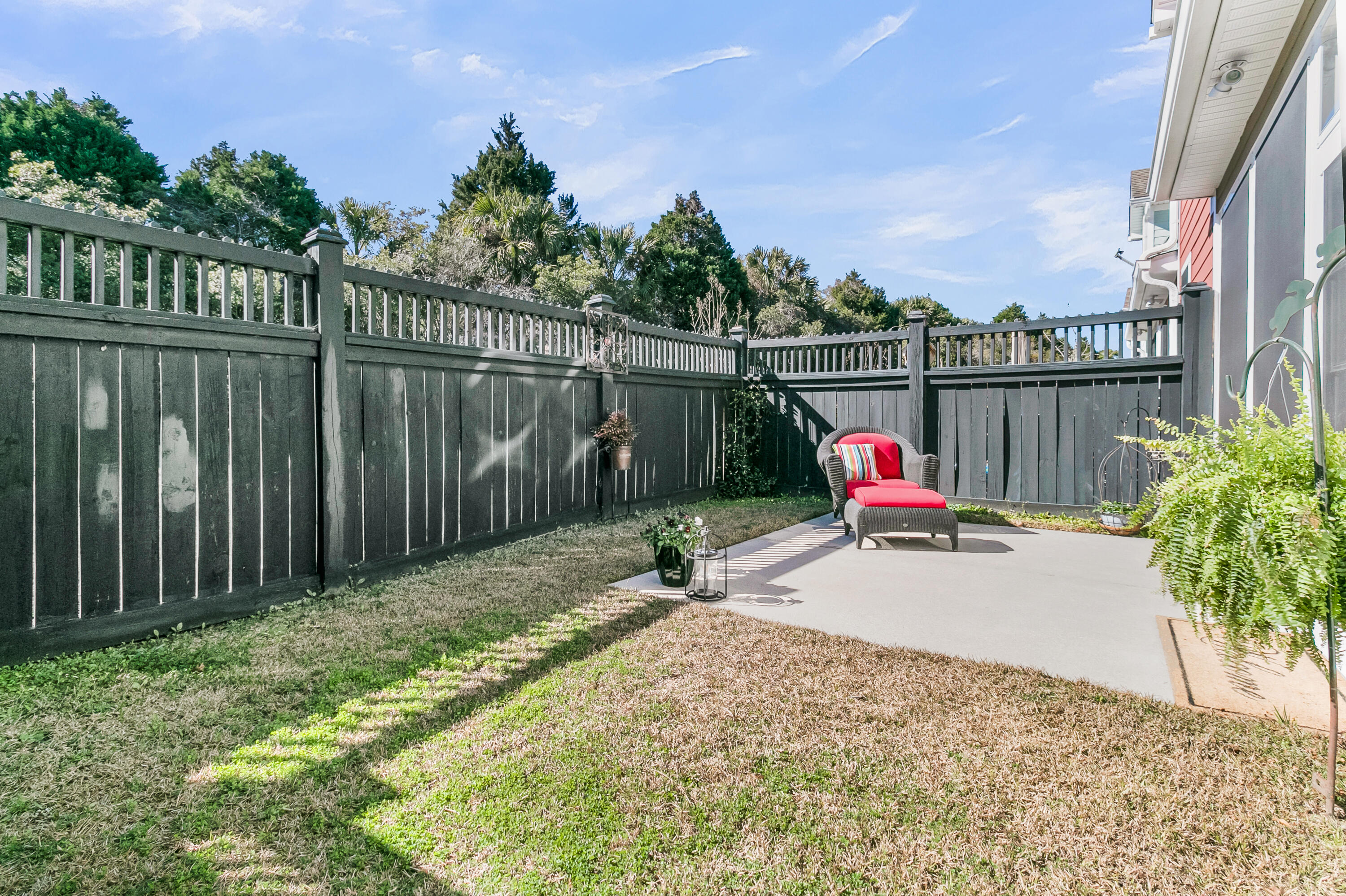 2569 Kings Gate Lane Mount Pleasant, SC 29466 - Photo 12 of 55 Courtyard