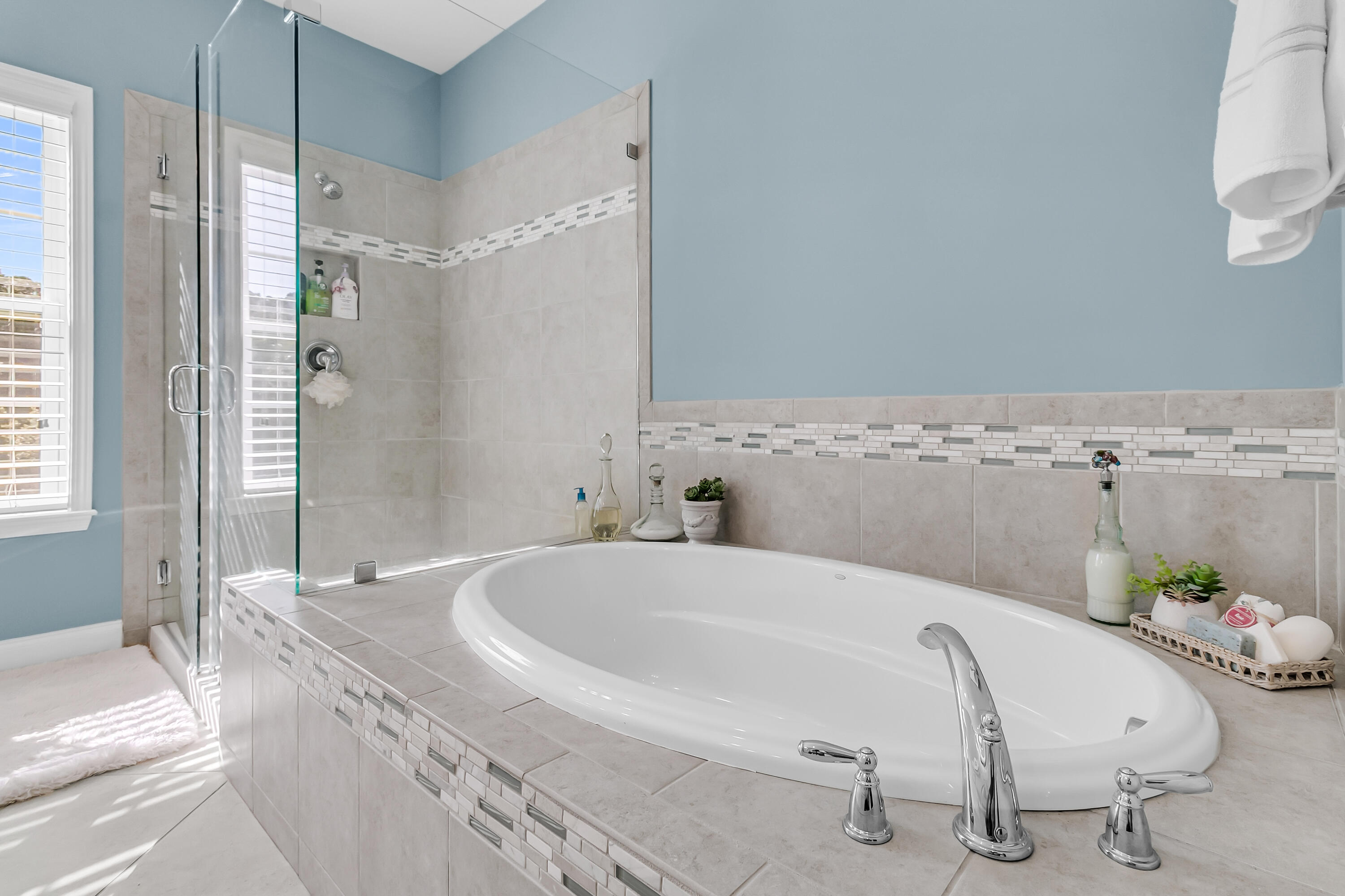 2569 Kings Gate Lane Mount Pleasant, SC 29466 - Photo 27 of 55 Frameless Shower
