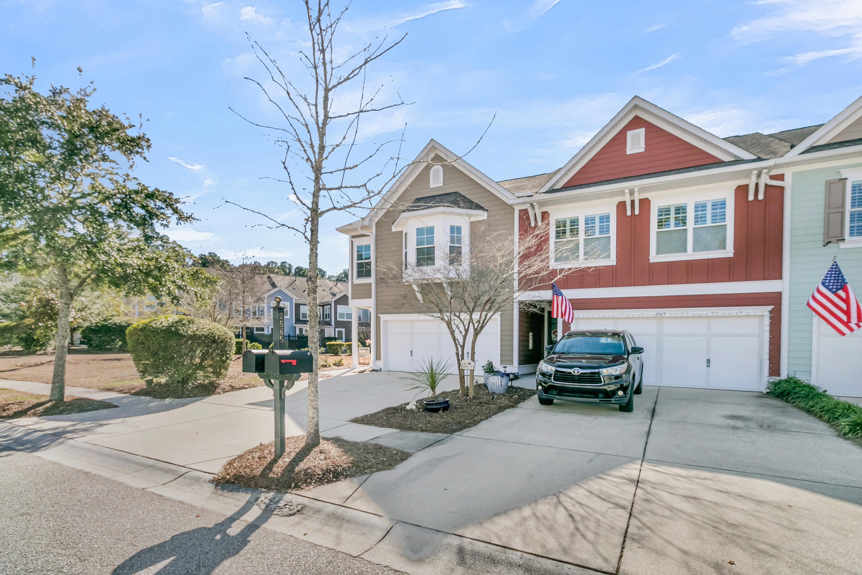 2569 Kings Gate Lane Mount Pleasant, SC 29466 - Photo 28 of 55 Charleston Style Living
