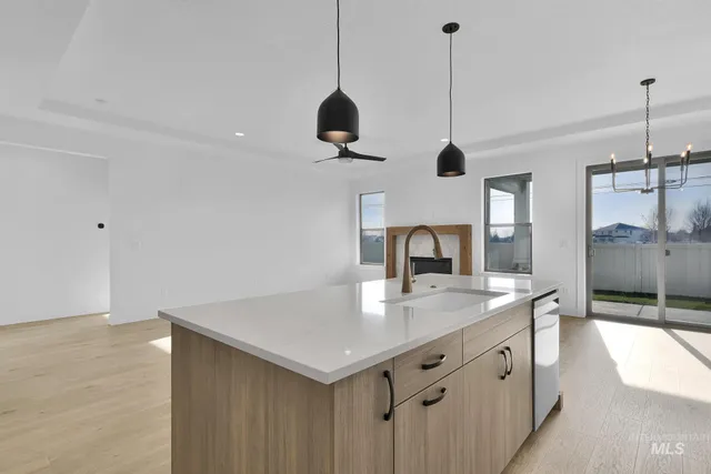 $649,900 | 9875 West Snow Wolf Lane, Star, ID 83669