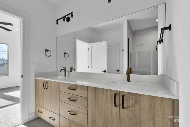 $649,900 | 9875 West Snow Wolf Lane, Star, ID 83669