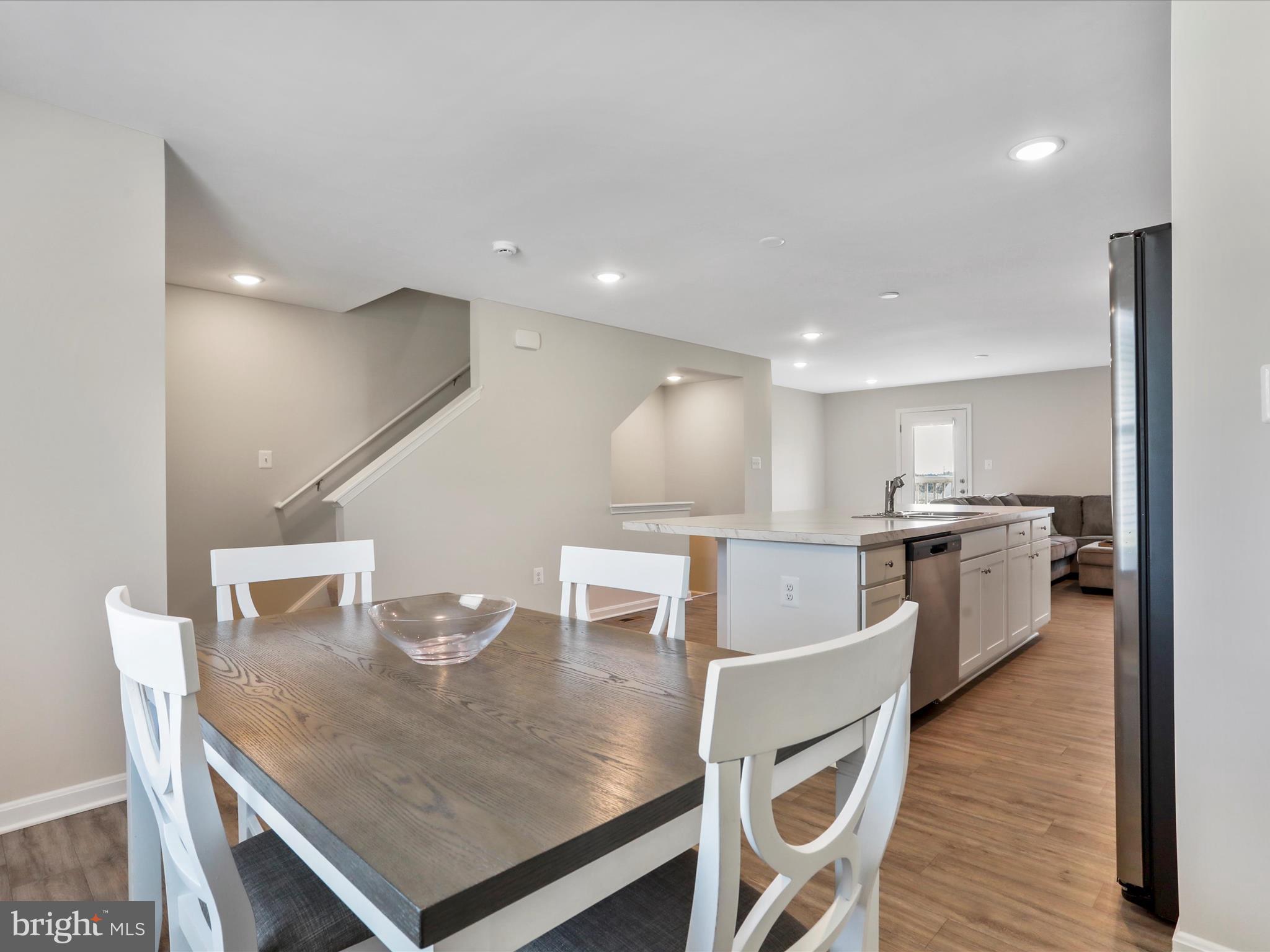 35 Stifftail Road Hedgesville, WV 25427 - Photo 10 of 30 Dining area