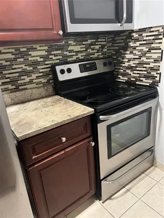 $1,750 | 8643 Mallard Reserve Drive, Unit 202, Tampa, FL 33614