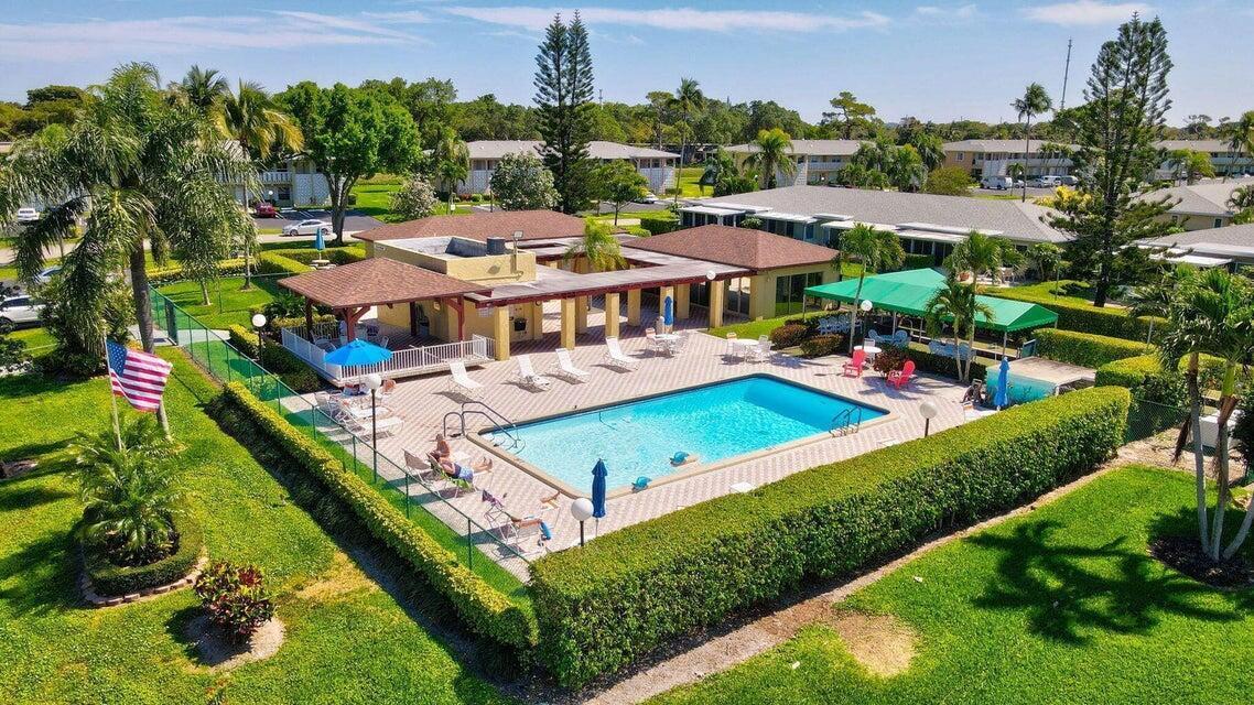 1141 Violet Terrace, Unit 101 Delray Beach, FL 33445 - Photo 16 of 20 North clubhouse