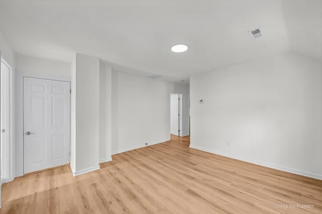 $1,800 | 314 Liberty Street, Unit 2, Waukegan, IL 60085