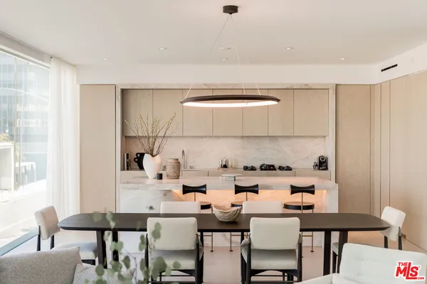 $3,995,000 | 9200 Wilshire Boulevard, Unit 201W, Beverly Hills, CA 90212