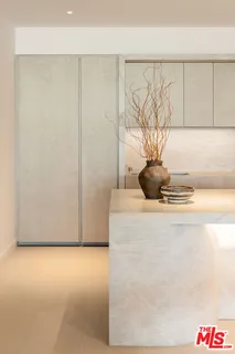 $3,995,000 | 9200 Wilshire Boulevard, Unit 201W, Beverly Hills, CA 90212