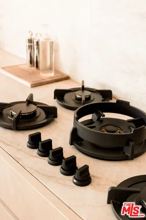 $3,995,000 | 9200 Wilshire Boulevard, Unit 201W, Beverly Hills, CA 90212