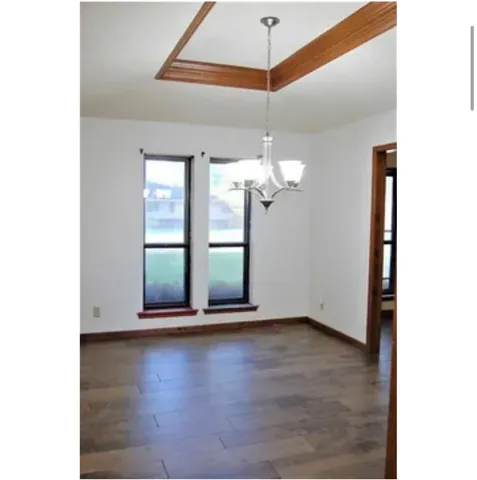 $1,995 | 1235 Elaine Drive, Beaumont, TX 77706