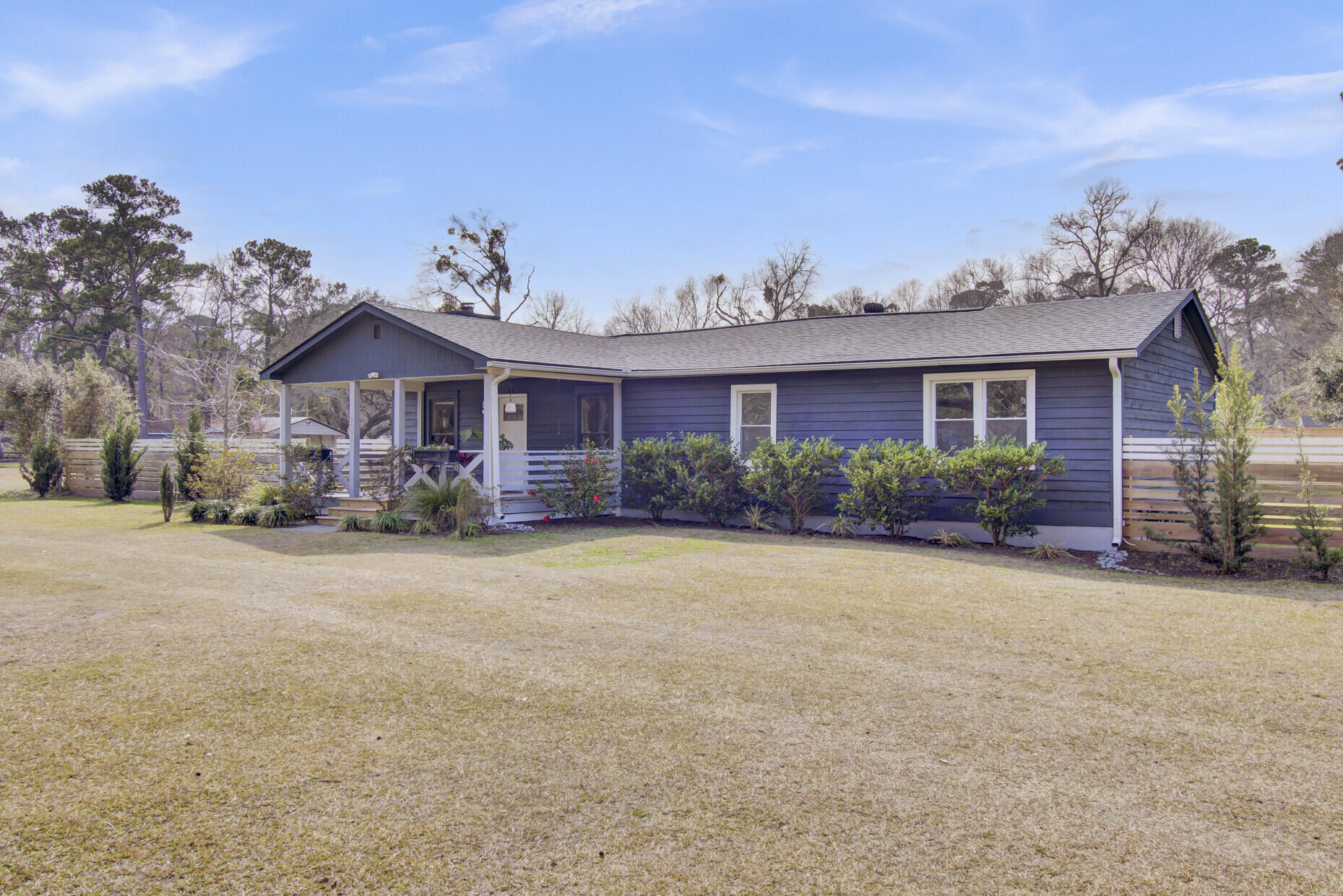 2001 Valnore Road Johns Island, SC 29455 - Photo 4 of 48 04_4_mls