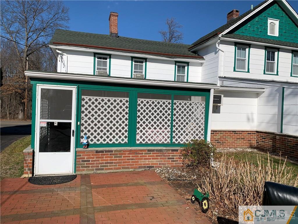 519 A Morristown Road, Unit A Old Bridge, NJ 07747 - Photo 17 of 17 a backyard of a house