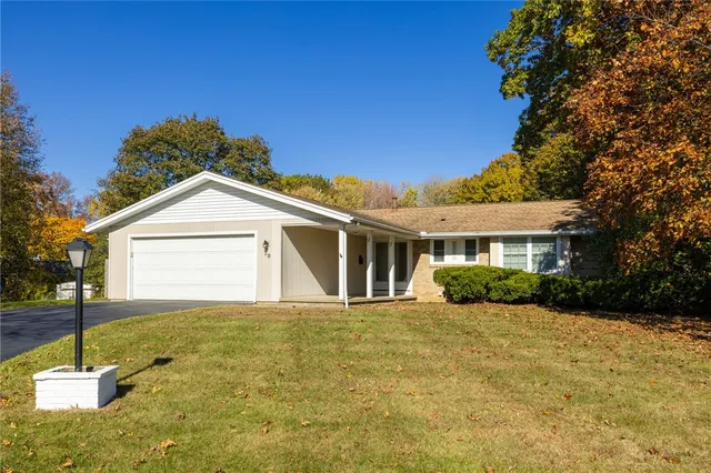 $235,000 | 70 Heritage Circle, Greece, NY 14615