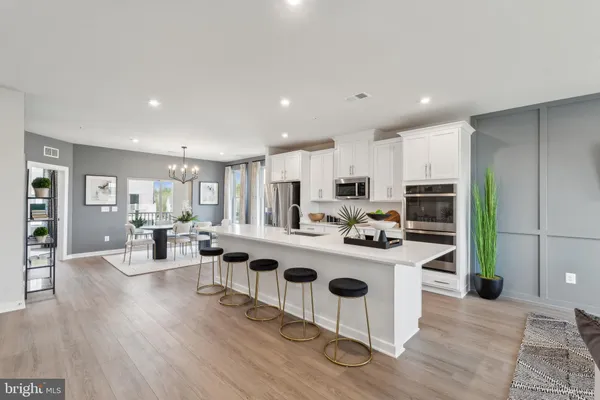 a picture of a wall with a white wall and a painting