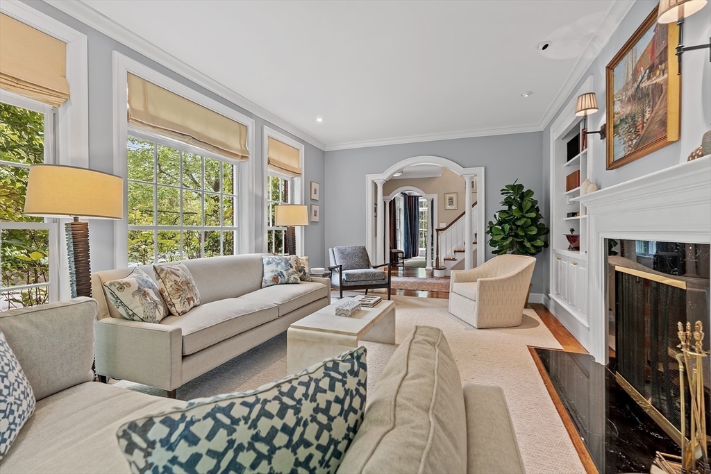 171 Hobart Road Newton, MA 02459 - Photo 5 of 35 Gallery Image 5