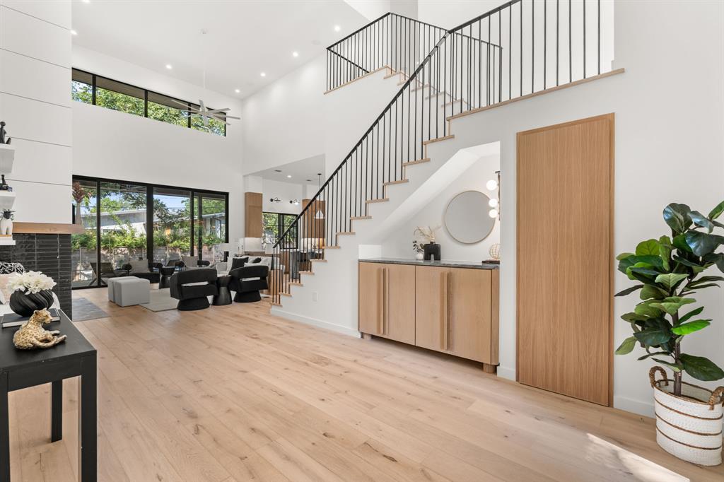 5908 Bull Creek Road Austin, TX 78757 - Photo 3 of 36 a view of entryway livingroom and hall