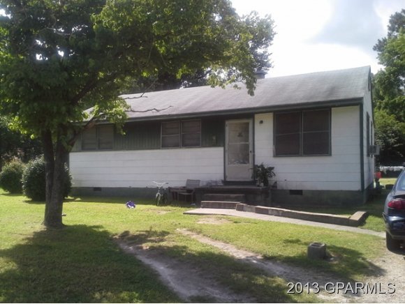 2306 Briarfield Road Kinston, NC 28501 - Photo 1 of 1 Primary Photo