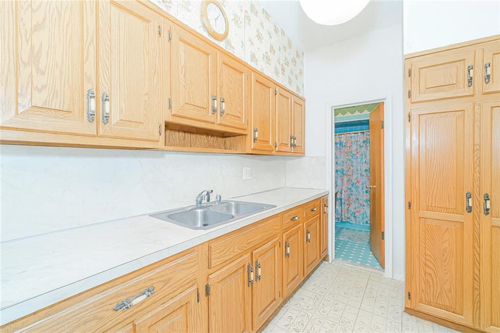 438 73rd Street Brooklyn, NY 11209 - Photo 16 of 27