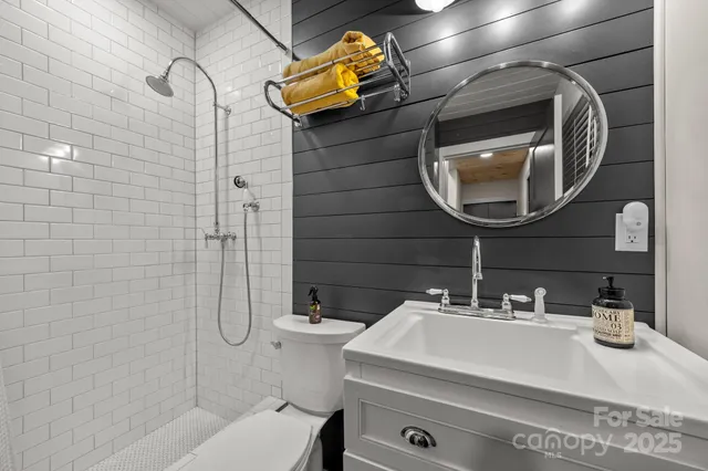 $1,225,000 | 2752 Gerton Highway, Gerton, NC 28735