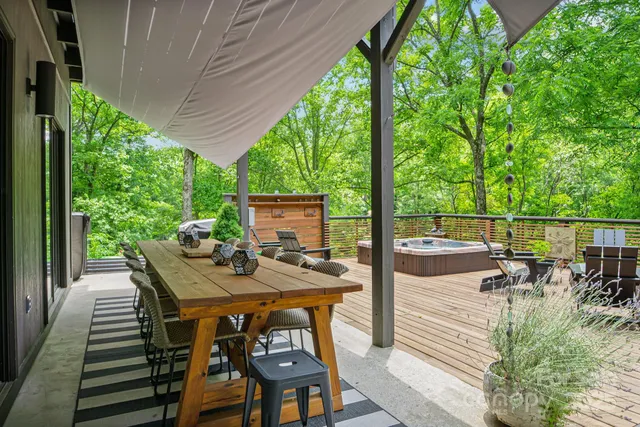 $1,225,000 | 2752 Gerton Highway, Gerton, NC 28735