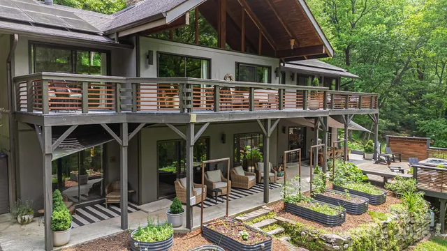 $1,225,000 | 2752 Gerton Highway, Gerton, NC 28735