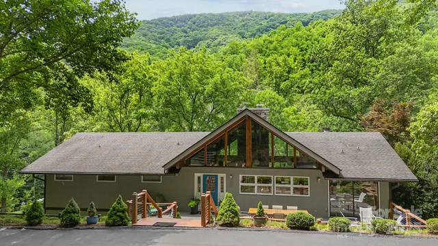 $1,225,000 | 2752 Gerton Highway, Gerton, NC 28735