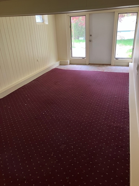 16 Newhill Road Methuen, MA 01844 - Photo 4 of 9