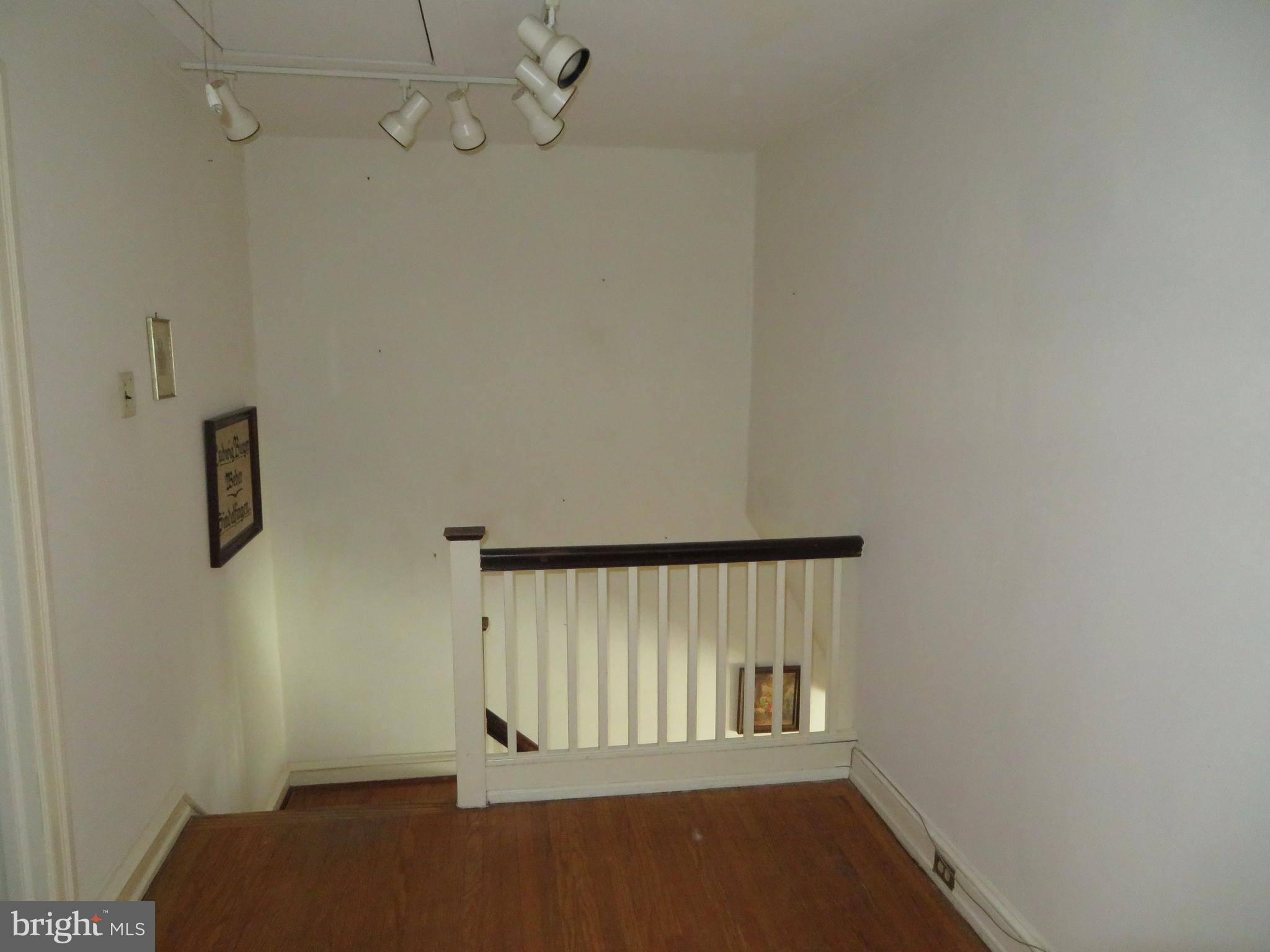 729 Ashbourne Road Cheltenham, PA 19012 - Photo 15 of 19 Second floor Landing