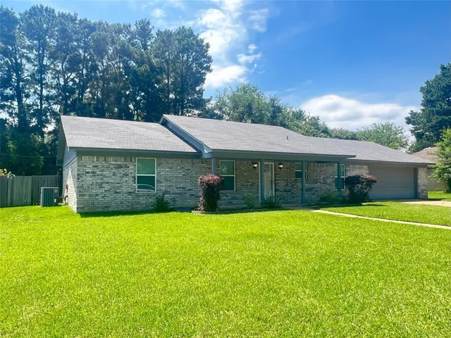 $345,000 | 104 Kimberly Street, Sulphur Springs, TX 75482