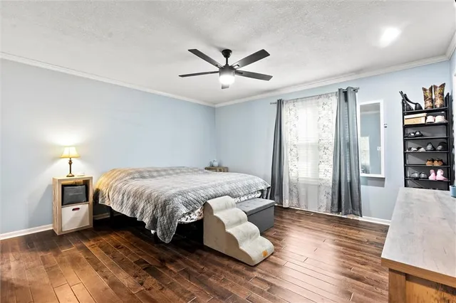 $550,000 | 4017 Northeast Channel Drive, Lee's Summit, MO 64064