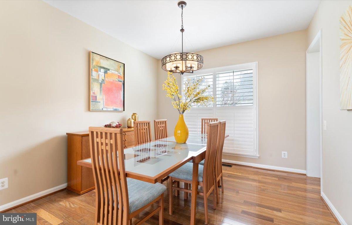12505 Fox View Way Reston, VA 20191 - Photo 11 of 68 Gallery Image 11