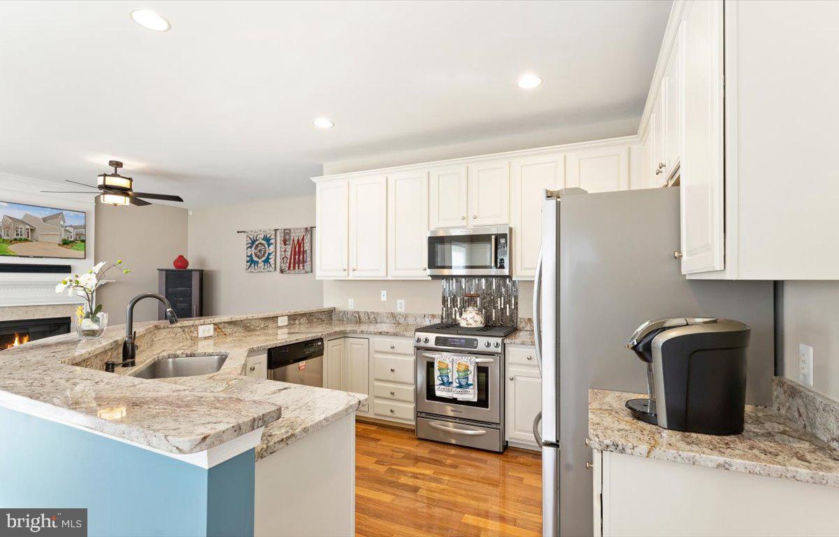 12505 Fox View Way Reston, VA 20191 - Photo 14 of 68 Gallery Image 14