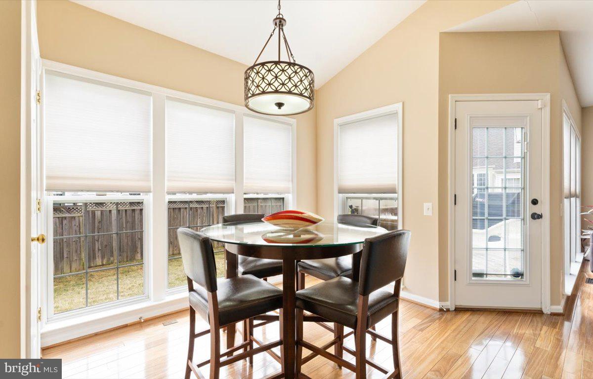 12505 Fox View Way Reston, VA 20191 - Photo 19 of 68 Gallery Image 19